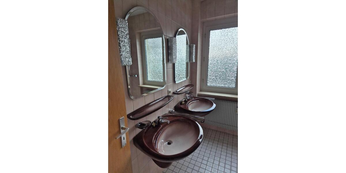 Etagenwohnung Villingen-Schwenningen Schwenningen - 4 Zimmer, 90 m&sup2;, 1.000&euro; | Angebot:25328137