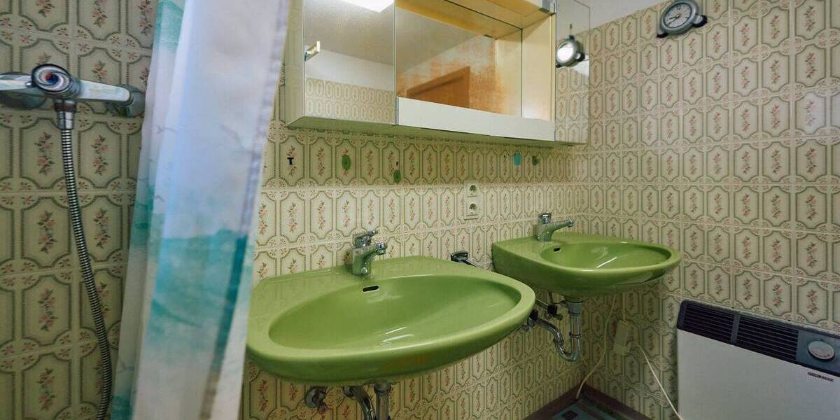 Einfamilienhaus Deißlingen - 5 Zimmer, 135 m&sup2;, 148.500&euro; | Angebot:26015843