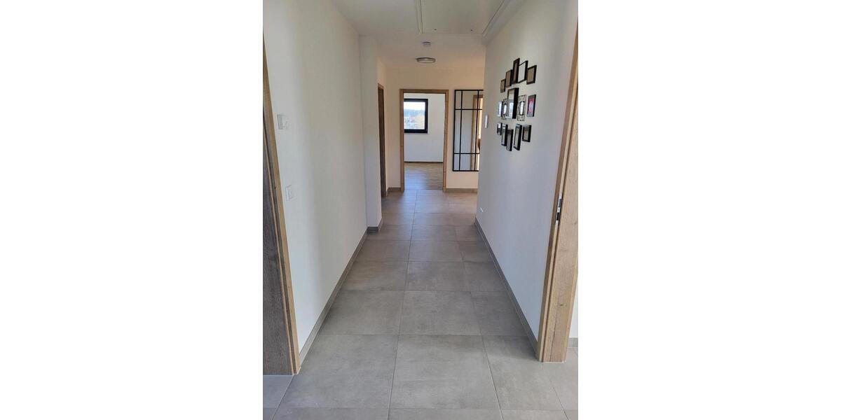 Etagenwohnung Dunningen - 3 Zimmer, 103 m&sup2;, 1.265&euro; | Angebot:25297163