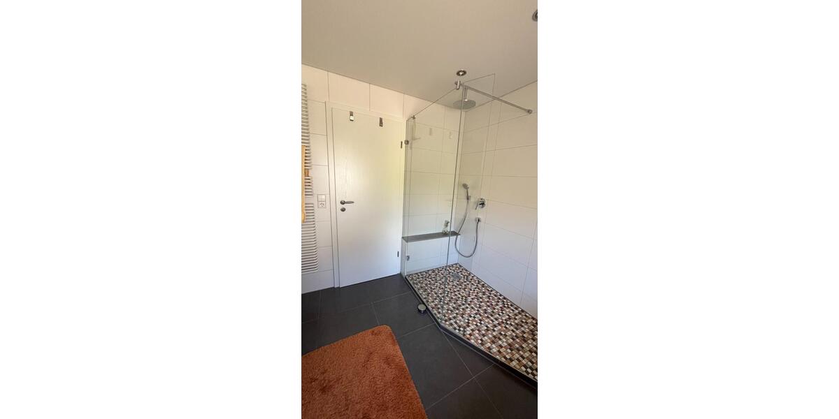 Einfamilienhaus Oberndorf am Neckar - 9 Zimmer, 235 m&sup2;, 585.000&euro; | Angebot:25635658