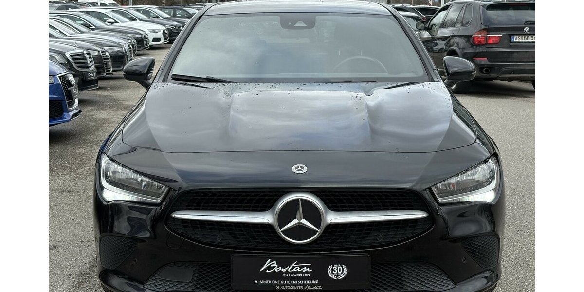 Mercedes-Benz CLA 200 d 4MATIC NAVI/KAMERA/AHK/SHZ/LED/1.HAND 89.949 km 28.900 &euro; Villingen-Schwenningen 78054