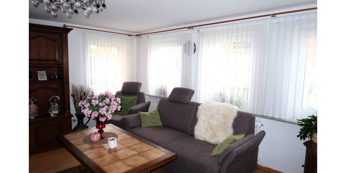 Reihenmittelhaus Oberndorf am Neckar Oberndorf - 9 Zimmer, 451 m&sup2;, 450.000&euro; | Angebot:25728646