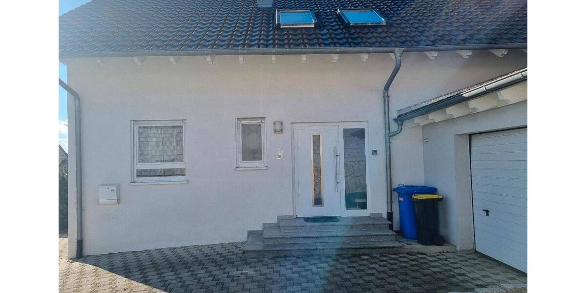 Einfamilienhaus Rottweil - 9 Zimmer, 268 m&sup2;, 644.000&euro; | Angebot:24865335