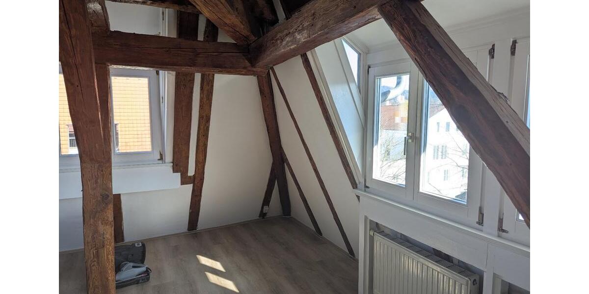 Dachgeschoßwohnung Tuttlingen - 2.5 Zimmer, 48 m&sup2;, 440&euro; | Angebot:25959865