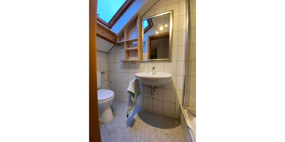 Doppelhaushälfte Rottweil - 5 Zimmer, 128 m&sup2;, 225.000&euro; | Angebot:25691279