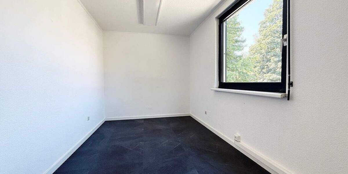 Gewerbeobjekt Tuttlingen - 4 Zimmer, 101 m&sup2;, 890&euro; | Angebot:25662385