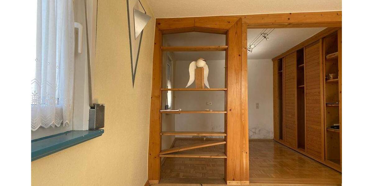 Doppelhaushälfte Rottweil - 5 Zimmer, 128 m&sup2;, 225.000&euro; | Angebot:25691279
