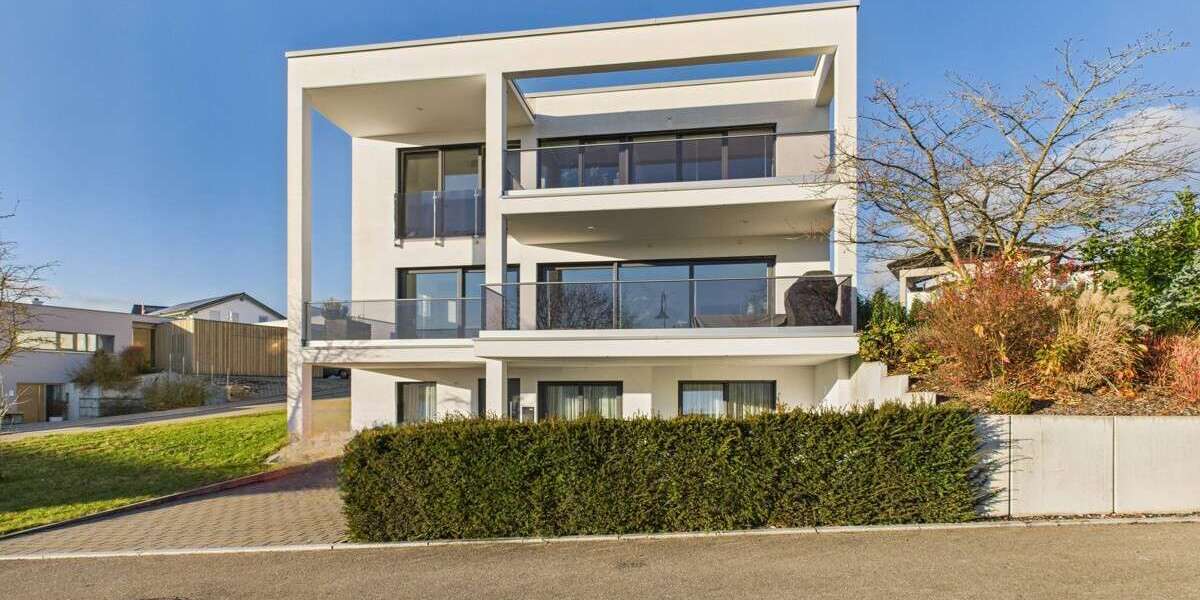 Einfamilienhaus Dunningen - 7 Zimmer, 265 m&sup2;, 990.000&euro; | Angebot:24086259