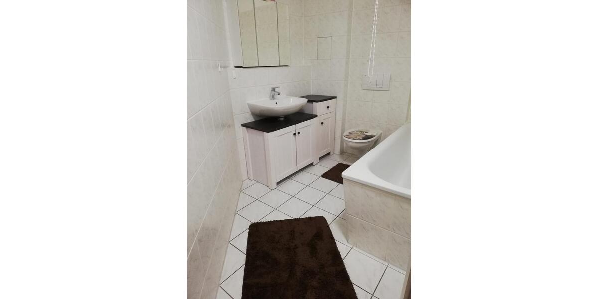 Etagenwohnung Villingen-Schwenningen Schwenningen - 3 Zimmer, 106 m&sup2;, 135.000&euro; | Angebot:24653948