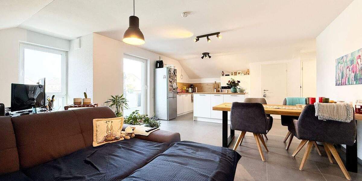 Etagenwohnung Villingen-Schwenningen Schwenningen - 3 Zimmer, 100 m&sup2;, 339.000&euro; | Angebot:25895844