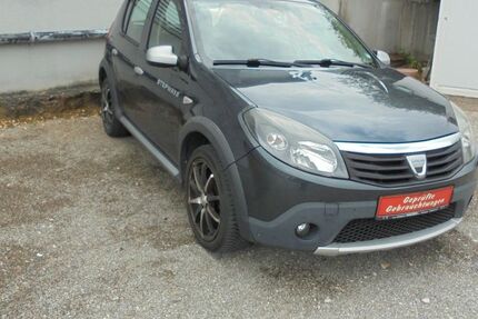 Dacia Sandero 152.800 km 2.750 &euro; Spaichingen 78549