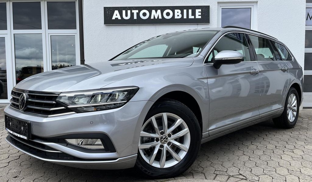 VW Passat Variant 62.590 km 22.969 &euro; Königsfeld 78126