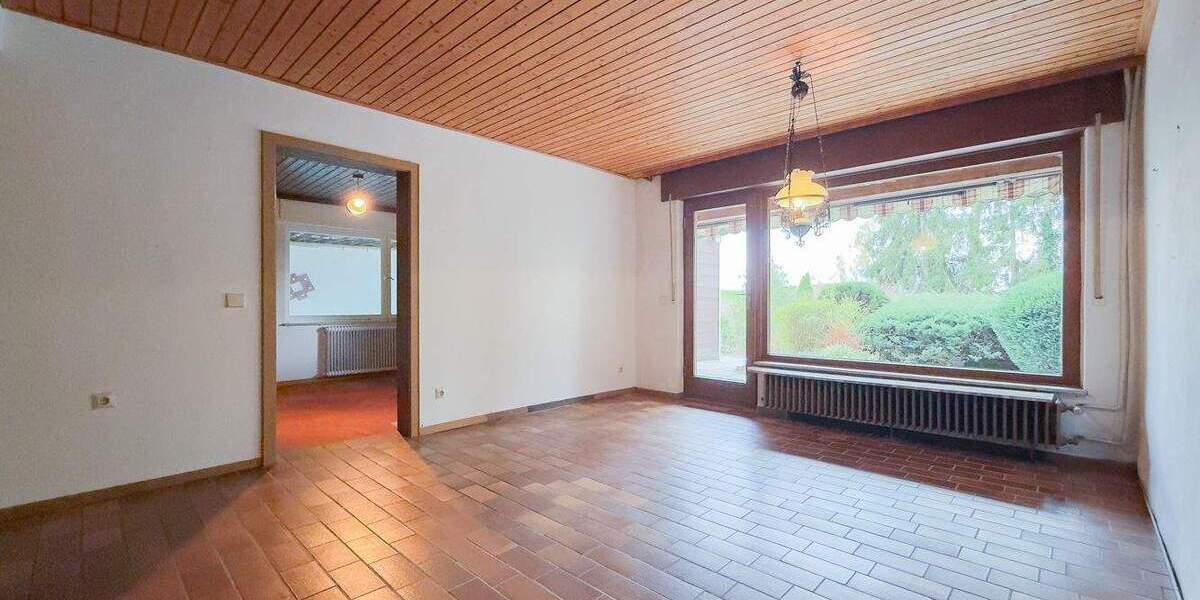Einfamilienhaus Villingen-Schwenningen Weigheim - 6 Zimmer, 216 m&sup2;, 355.000&euro; | Angebot:25744848