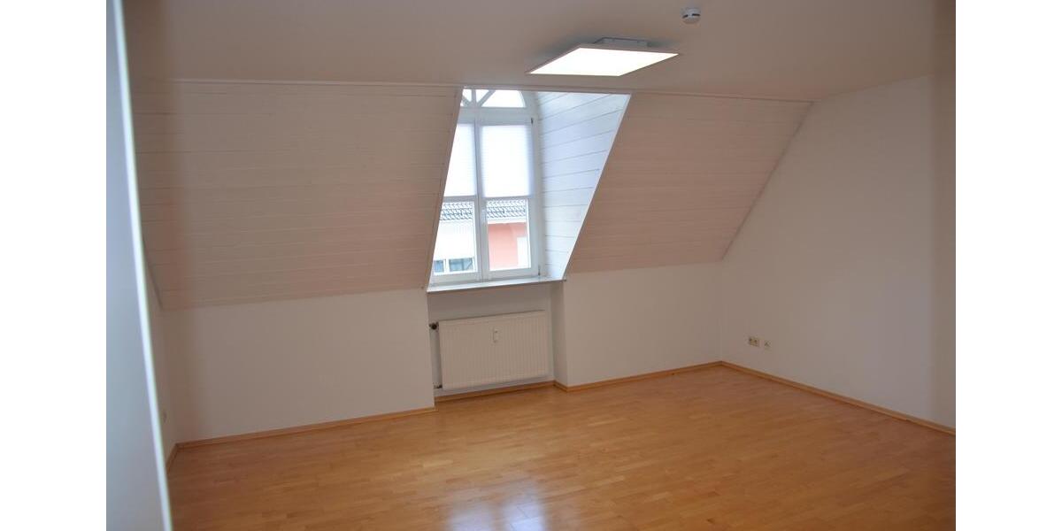 Maisonettenwohnung Donaueschingen - 5.5 Zimmer, 220 m&sup2;, 1.800&euro; | Angebot:26670180