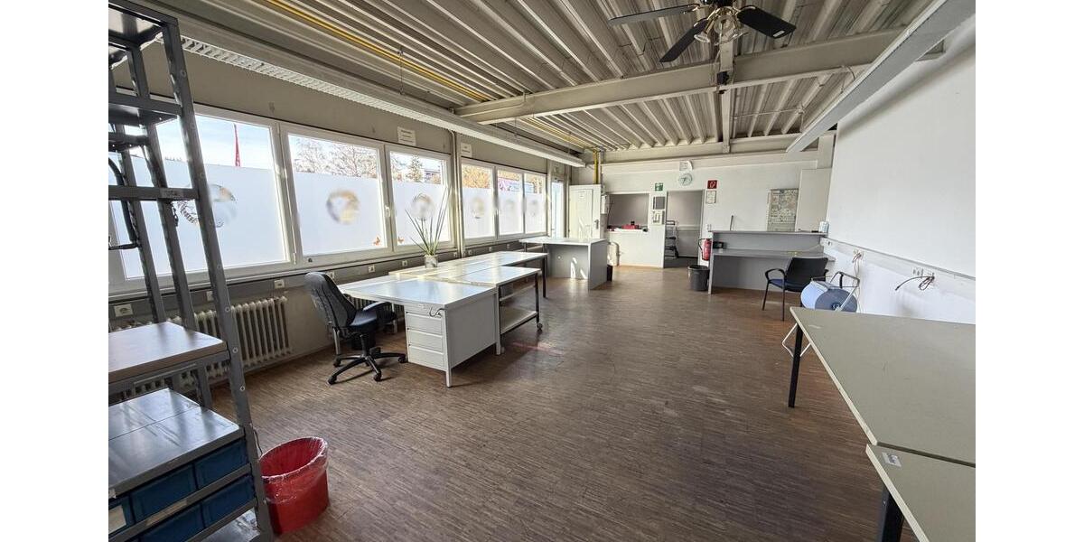 Gewerbeobjekt Villingen-Schwenningen Schwenningen - 4.400&euro; | Angebot:24713703