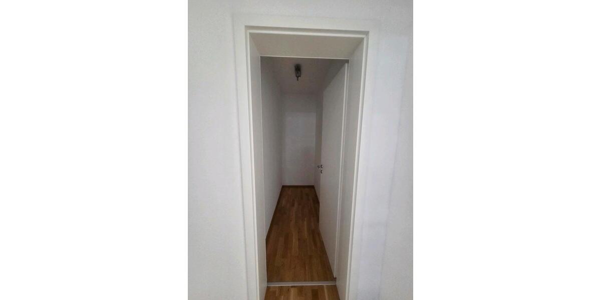 Erdgeschoßwohnung Villingen-Schwenningen Schwenningen - 4 Zimmer, 130 m&sup2;, 525.000&euro; | Angebot:27228726