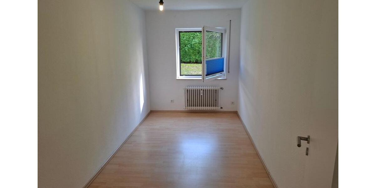 Erdgeschoßwohnung Triberg im Schwarzwald - 3.5 Zimmer, 85 m&sup2;, 680&euro; | Angebot:24806012