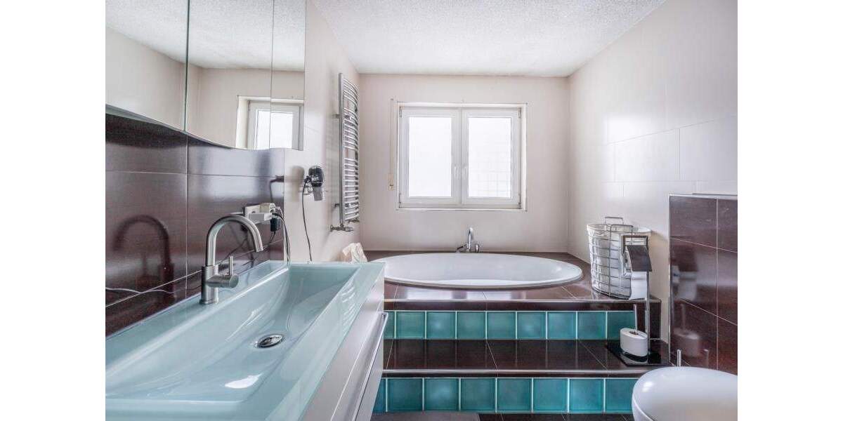 Doppelhaushälfte Villingen-Schwenningen Schwenningen - 6 Zimmer, 159 m&sup2;, 589.000&euro; | Angebot:25698701