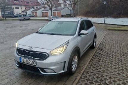 Kia Niro 91.000 km 16.800 &euro; Brigachtal 78086
