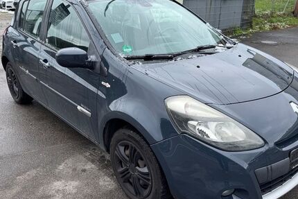 Renault Clio 183.700 km 2.999 &euro; Oberndorf a.N. - Aistaig 78727