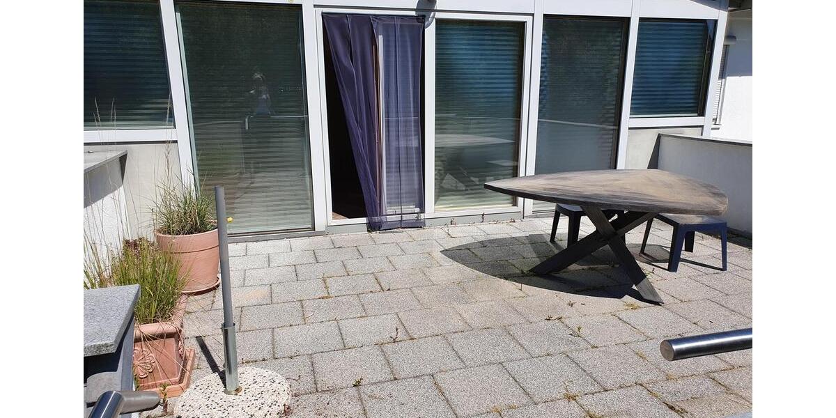 Erdgeschoßwohnung Tuttlingen - 4.5 Zimmer, 138 m&sup2;, 1.200&euro; | Angebot:25418880