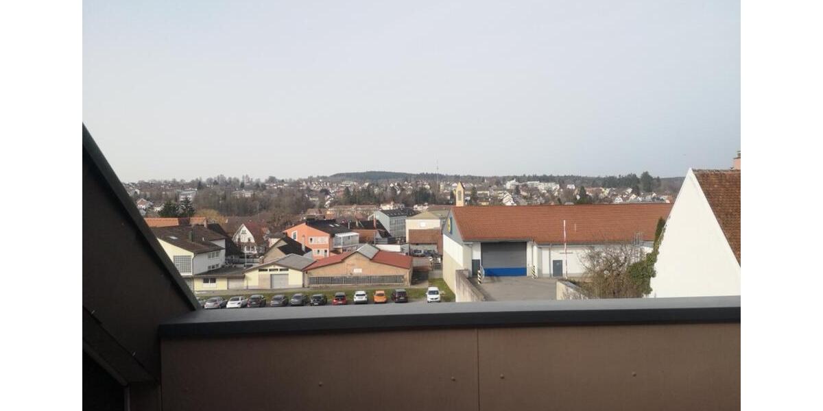 Dachgeschoßwohnung Donaueschingen - 3 Zimmer, 89 m&sup2;, 950&euro; | Angebot:25843410
