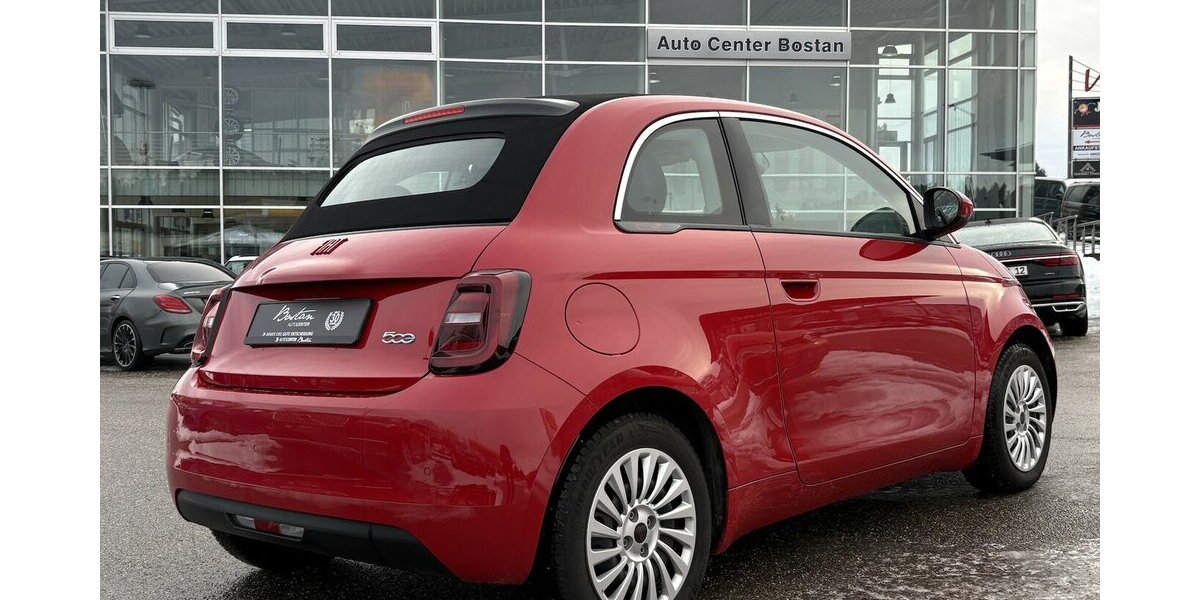 Fiat 500 E Cabrio Red NAVI/CARPLAY/KLIMA/DAB/1.HAND 37.863 km 16.900 &euro; Villingen-Schwenningen 78054