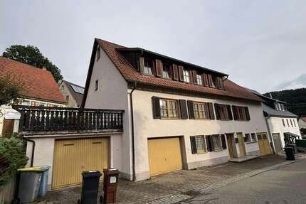 Haus Reichenbach am Heuberg - 7 Zimmer, 170 m&sup2;, 175.000&euro; | Angebot:25848875