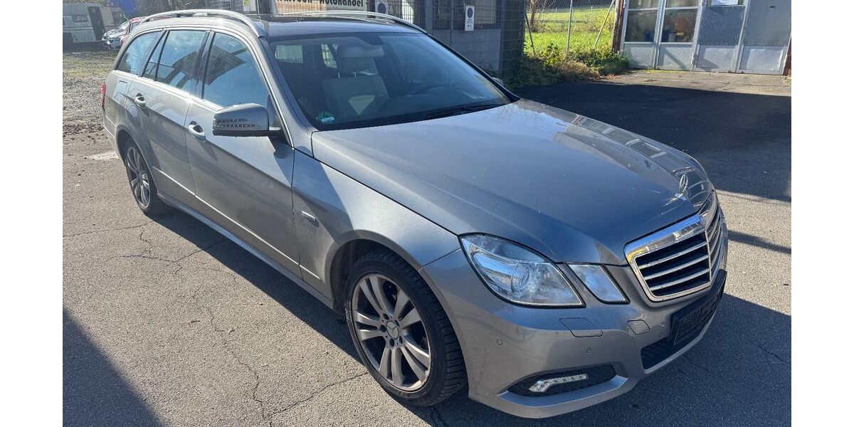 Mercedes-Benz E 250 234.000 km 4.299 &euro; Oberndorf a.N. - Aistaig 78727