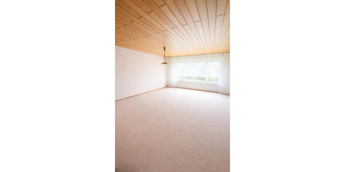 Etagenwohnung Villingen-Schwenningen Schwenningen - 3 Zimmer, 80 m&sup2;, 380&euro; | Angebot:25978995