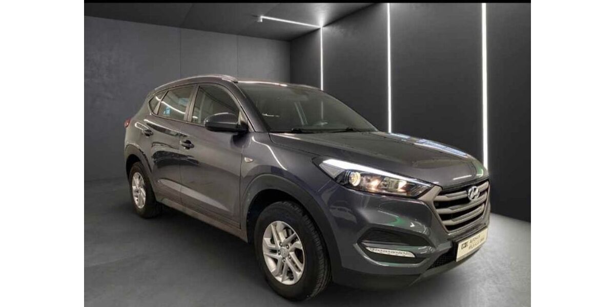 Hyundai TUCSON 67.000 km 13.900 &euro; Tuttlingen 78532