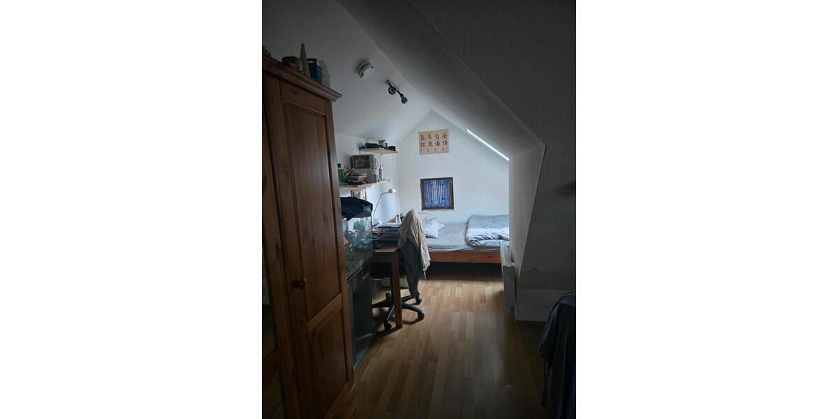 Dachgeschoßwohnung Oberndorf am Neckar - 4.5 Zimmer, 101 m&sup2;, 88.000&euro; | Angebot:27230214