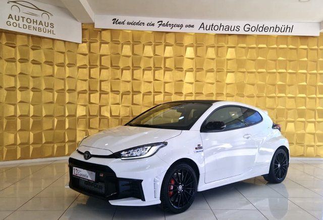 Toyota Yaris 12.500 km 42.990 &euro; Villingen-Schwenningen 78048