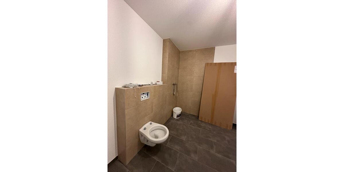 Terrassenwohnung Villingen-Schwenningen Schwenningen - 3.5 Zimmer, 83 m&sup2;, 1.500&euro; | Angebot:25512951