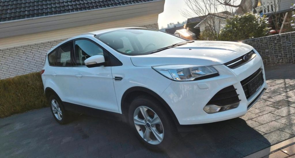 Ford Kuga 129.872 km 9.600 &euro; Villingen 78052