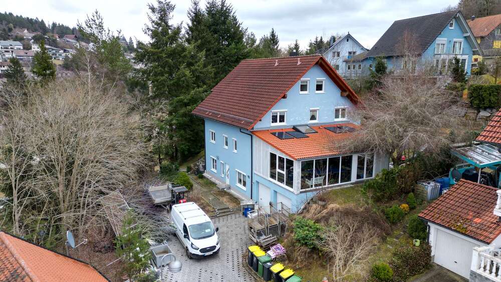 Einfamilienhaus Unterkirnach - 11.5 Zimmer, 324 m&sup2;, 519.000&euro; | Angebot:24696964