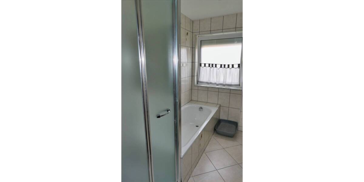 Mehrfamilienhaus, Wohnhaus Trossingen - 8 Zimmer, 144 m&sup2;, 449.000&euro; | Angebot:25732038