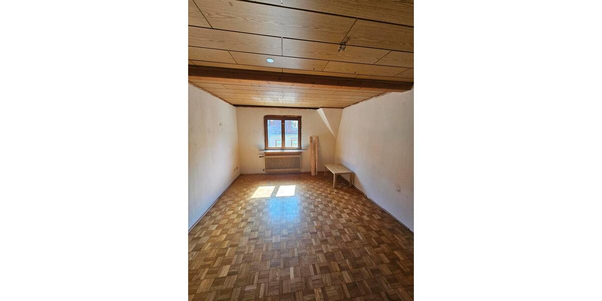 Etagenwohnung Furtwangen im Schwarzwald - 3 Zimmer, 90 m&sup2;, 880&euro; | Angebot:25924870