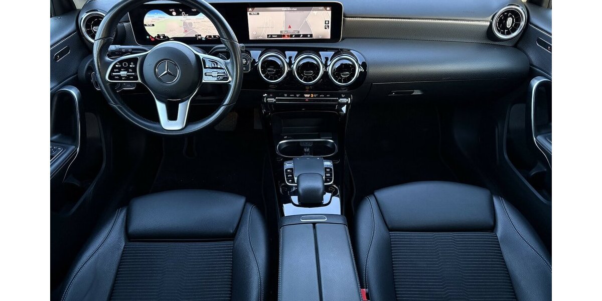 Mercedes-Benz A 250 BUSSINES/NAVIGATION/HIGHPERFORMACE-LED/PDC 123.953 km 19.900 &euro; Villingen-Schwenningen 78054