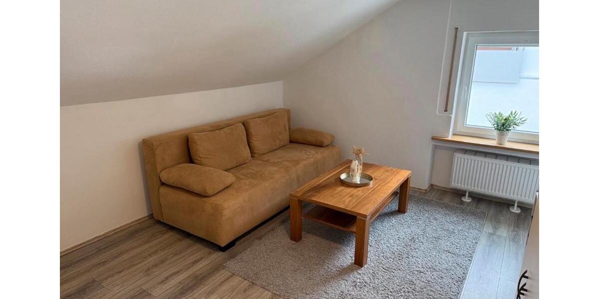 Dachgeschoßwohnung Rottweil - 1.5 Zimmer, 39 m&sup2;, 450&euro; | Angebot:25965648