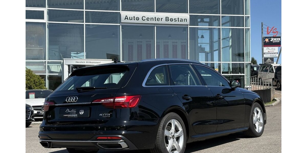 Audi A4 40 TDI quattro advanced ACC/DAB/NAVI/AHK/LED 71.953 km 24.900 &euro; Villingen-Schwenningen 78054