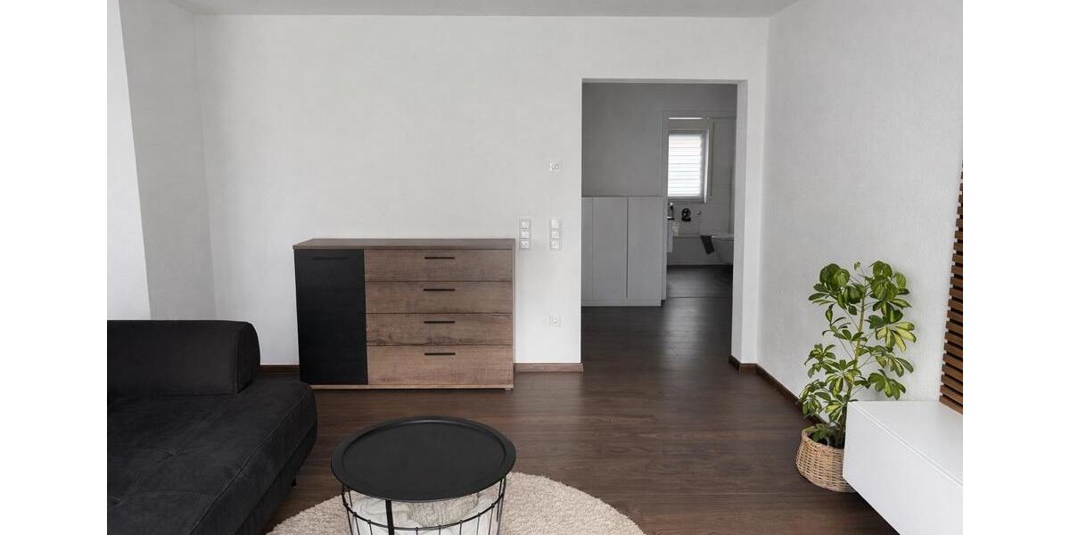 Erdgeschoßwohnung Trossingen - 4.5 Zimmer, 99 m&sup2;, 460.000&euro; | Angebot:26305463