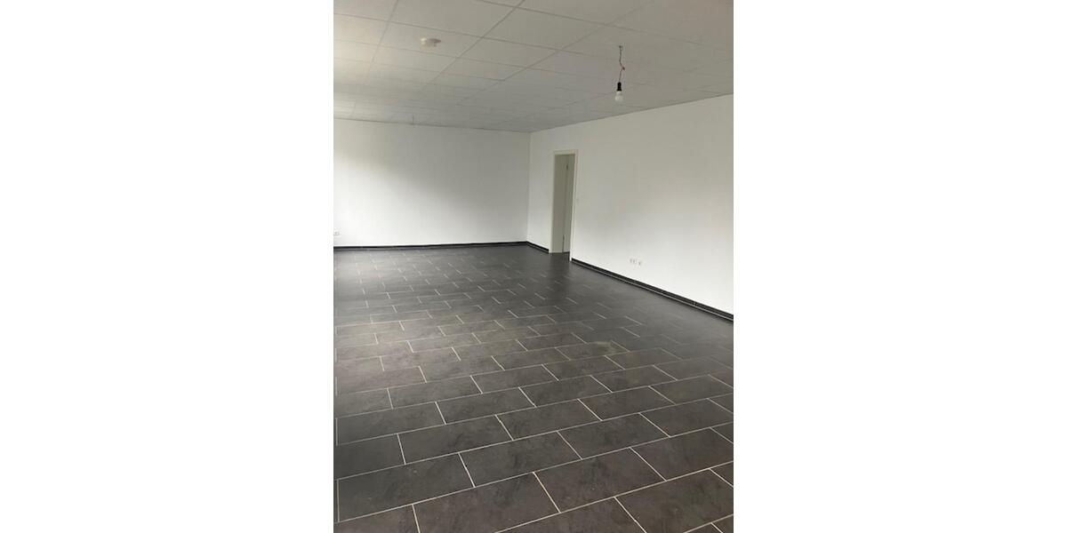 Erdgeschoßwohnung Bad Dürrheim - 2 Zimmer, 75 m&sup2;, 700&euro; | Angebot:24748955