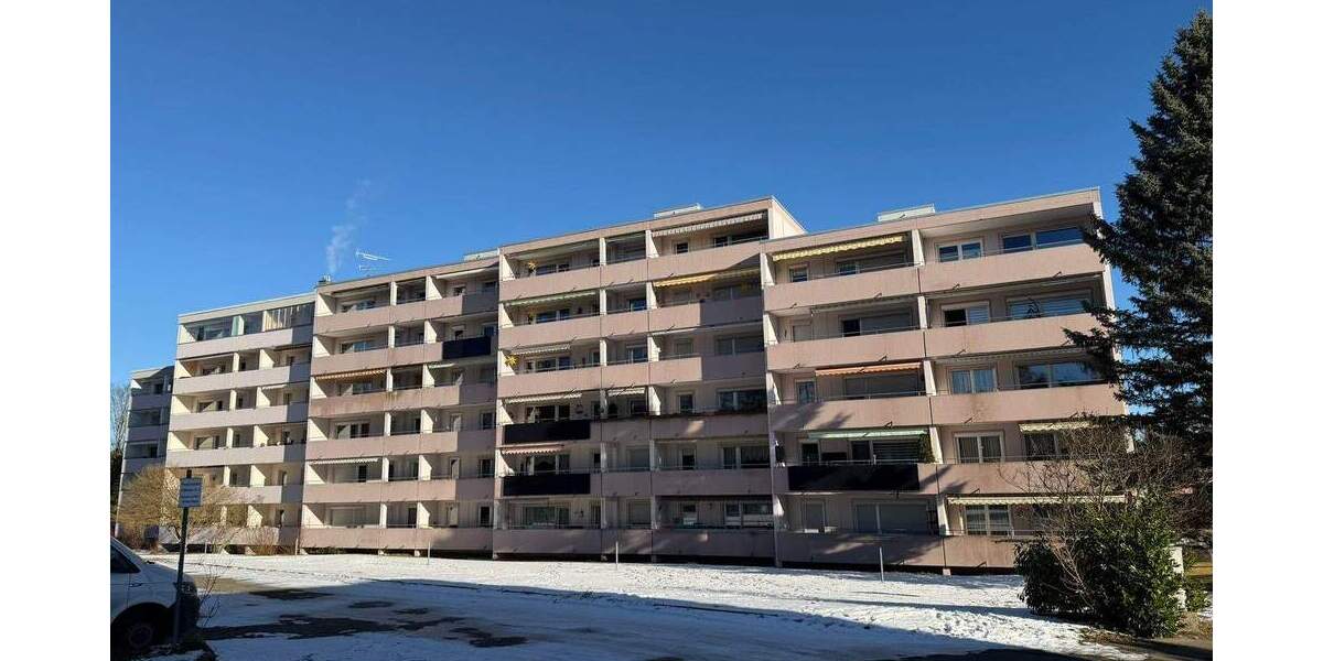 Etagenwohnung Sankt Georgen im Schwarzwald Stadtgebiet - 3 Zimmer, 92 m&sup2;, 164.000&euro; | Angebot:25772981