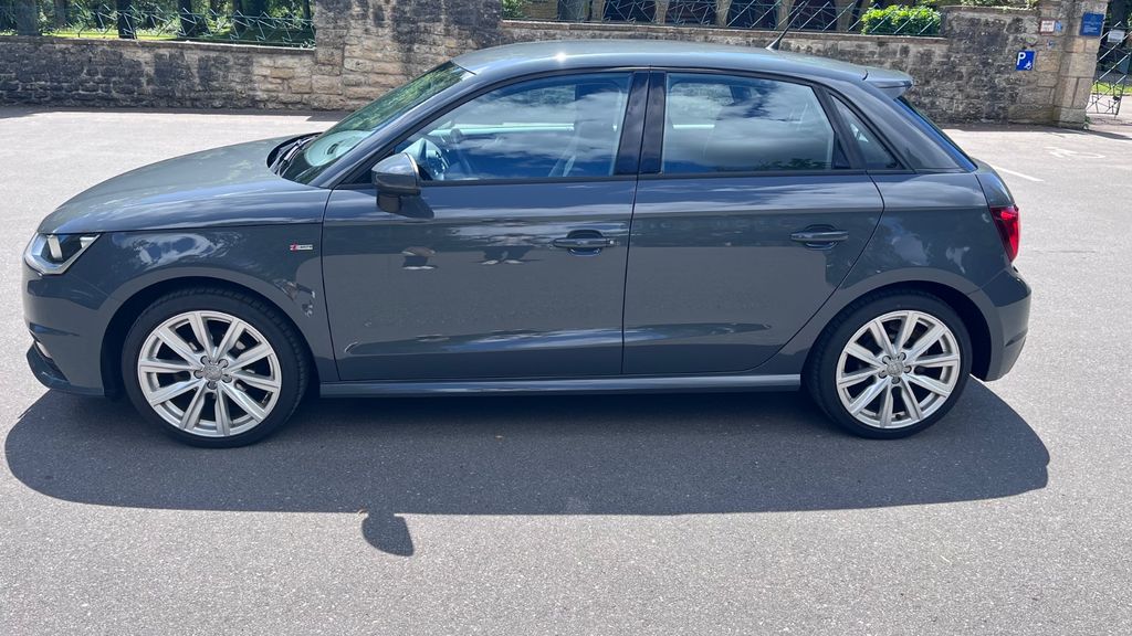 Audi A1 137.000 km 10.199 &euro; Villingen-Schwenningen 78054