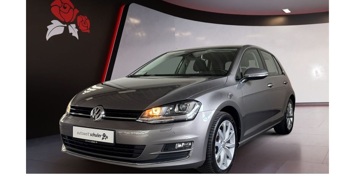 VW Golf 48.700 km 17.490 &euro; Zimmern ob Rottweil 78658