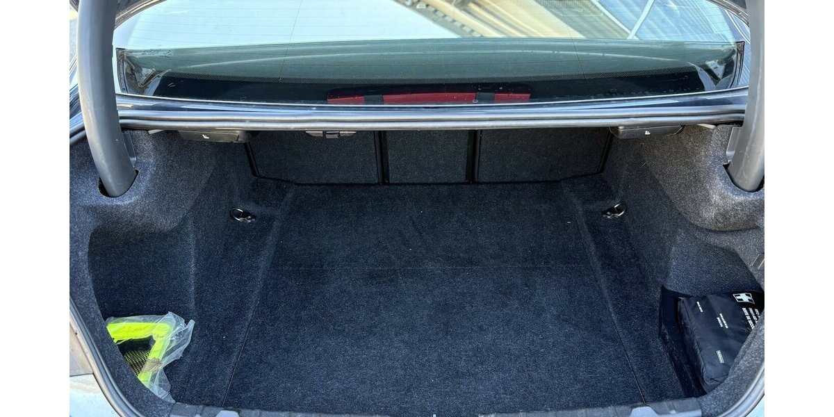 BMW 435I Coupe xDrive MEMORY/SITZHEIZUNG/LED/1.HAND 125.089 km 22.900 &euro; Villingen-Schwenningen 78054