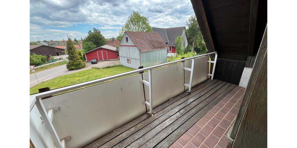 Einfamilienhaus Friedenweiler - 7.5 Zimmer, 185 m&sup2;, 390.000&euro; | Angebot:26958639