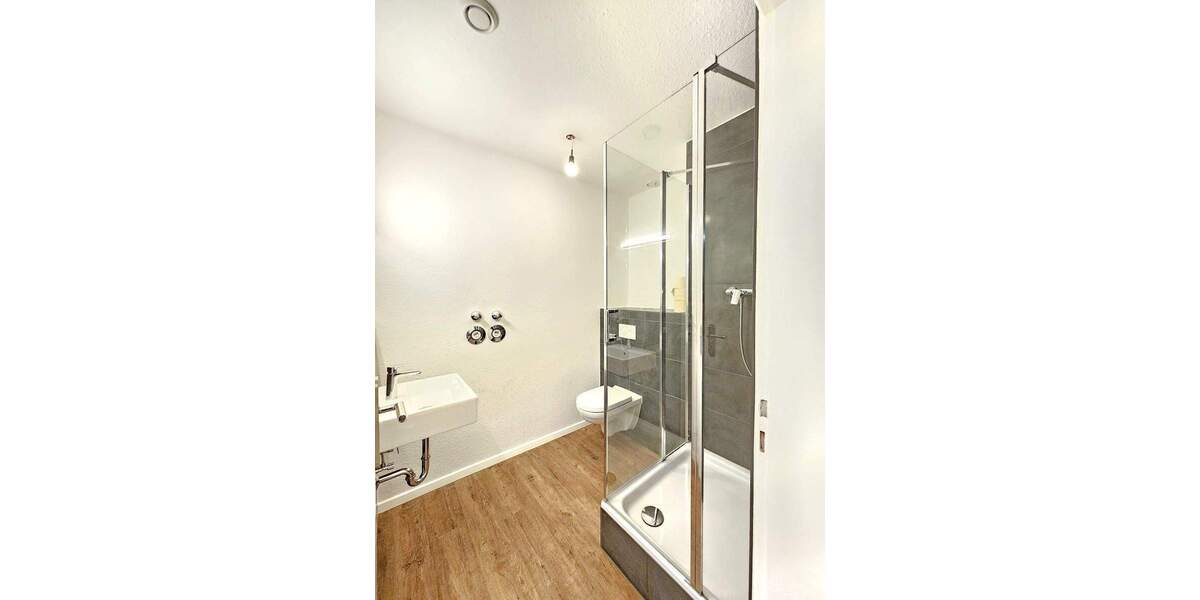 Etagenwohnung Villingen-Schwenningen Villingen - 2 Zimmer, 96 m&sup2;, 900&euro; | Angebot:26768318