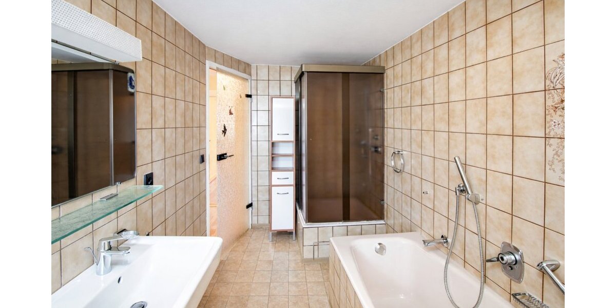 Reserviert - Einfamilienhaus mit Traumgrundstück direkt am Neckar in Rottweil-Bühlingen - Einfamilienhaus Rottweil-Bühlingen Bühlingen | Angebot:27070327
